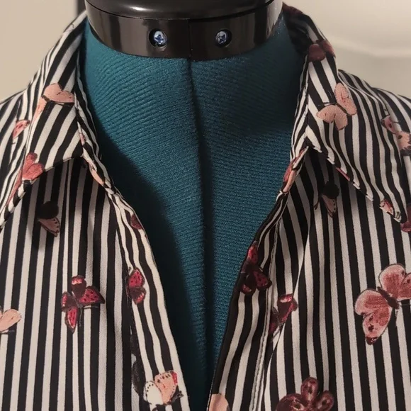 Top - Picture 3 of 10